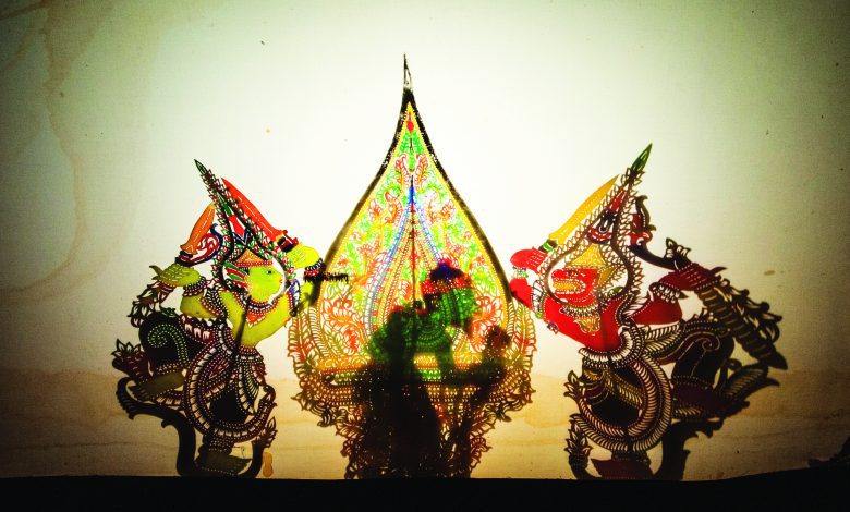 Photo of 彩绘、歌舞与光影艺术：皮影戏 Wayang Kulit