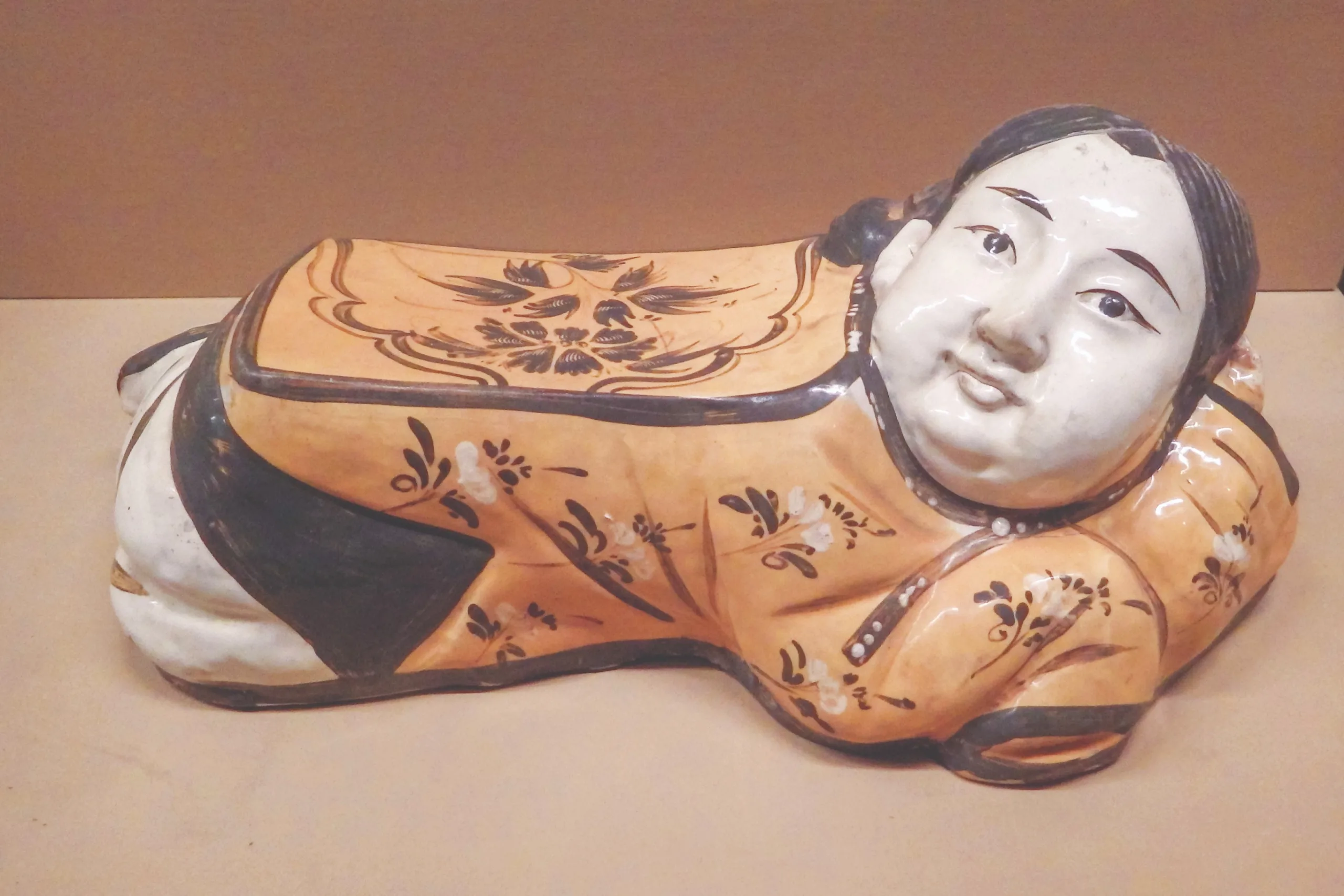 内页导读:古代人如何高“枕”无忧? – Travellution 畅游行